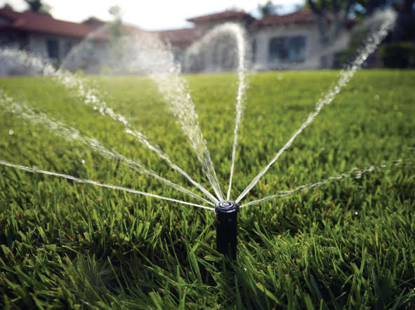 Sprinkler spacing and irrigation uniformity : making the right choice